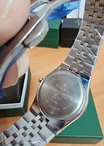 Klasik Altın Renk Erkek Kol Saati - Görsel 6