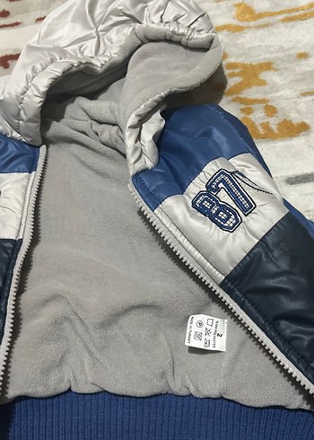 Kapüşonlu Erkek Çocuk Fermuarlı Mont - Görsel 3