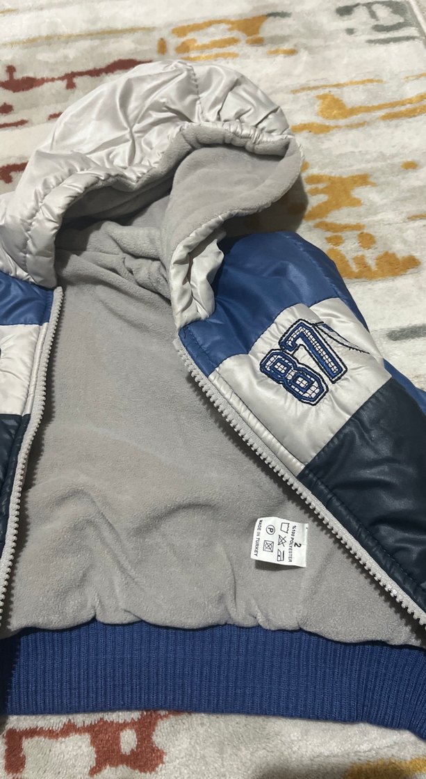 Kapüşonlu Erkek Çocuk Fermuarlı Mont - Görsel 3