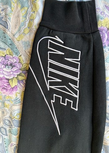 Nike Tech Fleece Graphic Joggers - Görsel 3