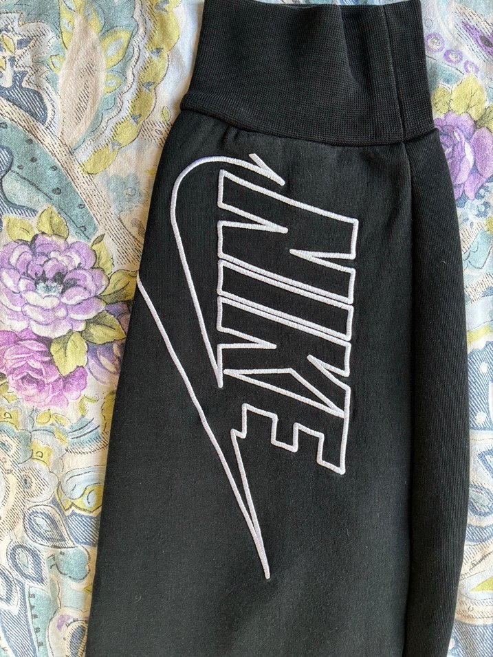 Nike Tech Fleece Graphic Joggers - Görsel 3