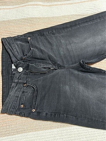 H&M Straight fit jean