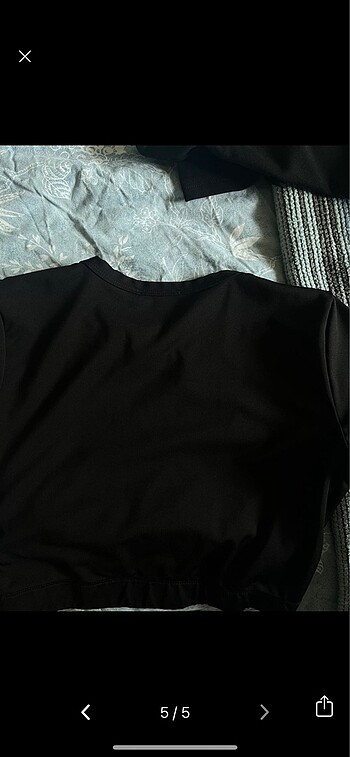 m Beden siyah Renk CROP T SHİRT