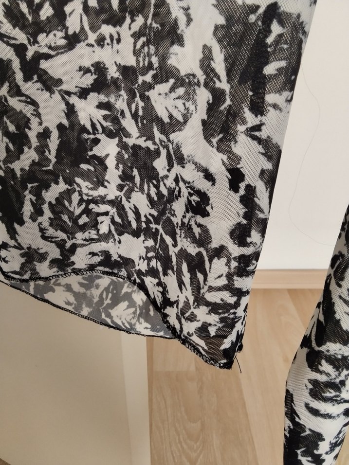 Kadın Gri Dantel Detaylı Uzun Kollu Baskılı Bluz - Görsel 2