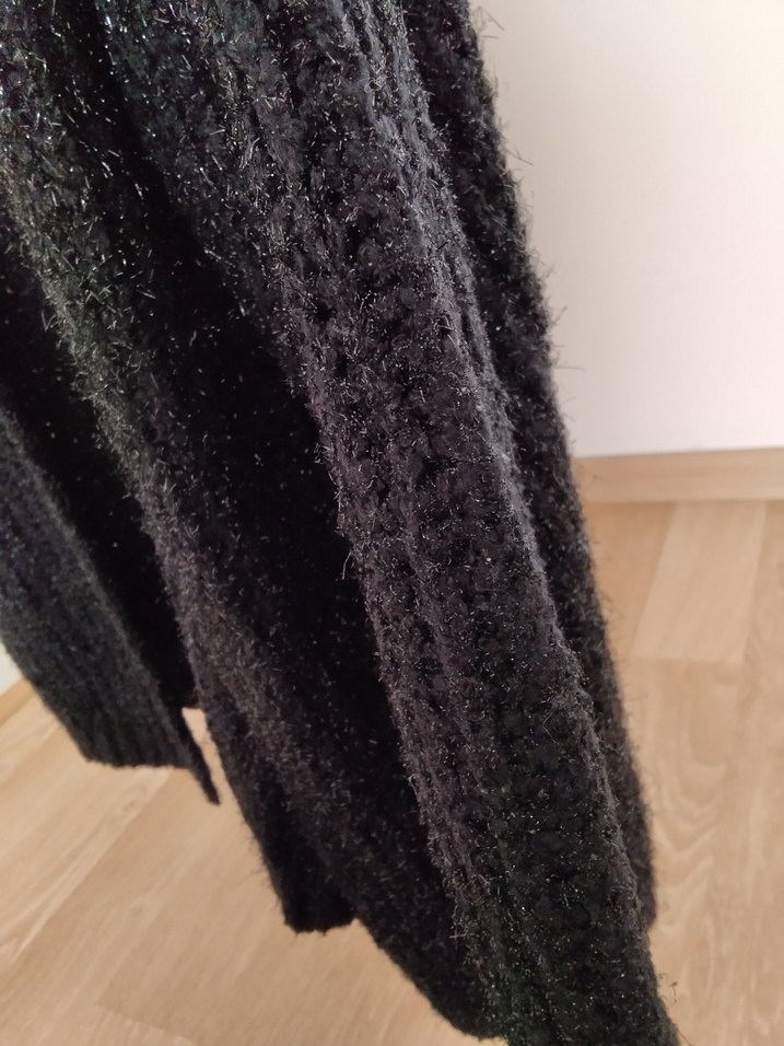 Uzun Kollu Siyah Örgü Kadın Kazak - Görsel 3