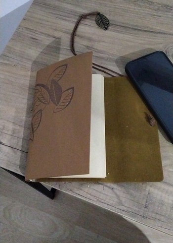 Parlak Altın Hediye Paketi - Görsel 3