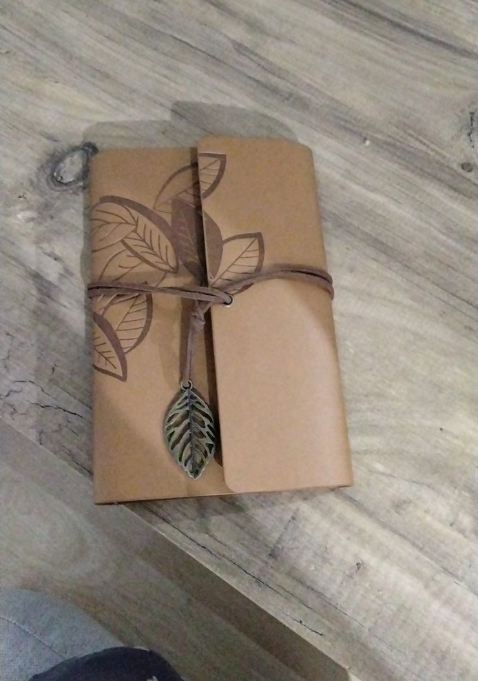 Parlak Altın Hediye Paketi - Görsel 2