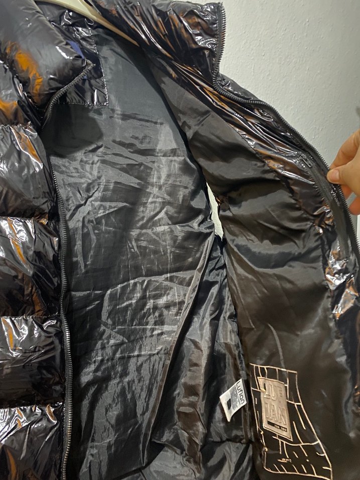 Siyah Parlak Kadın Yelek - Görsel 4