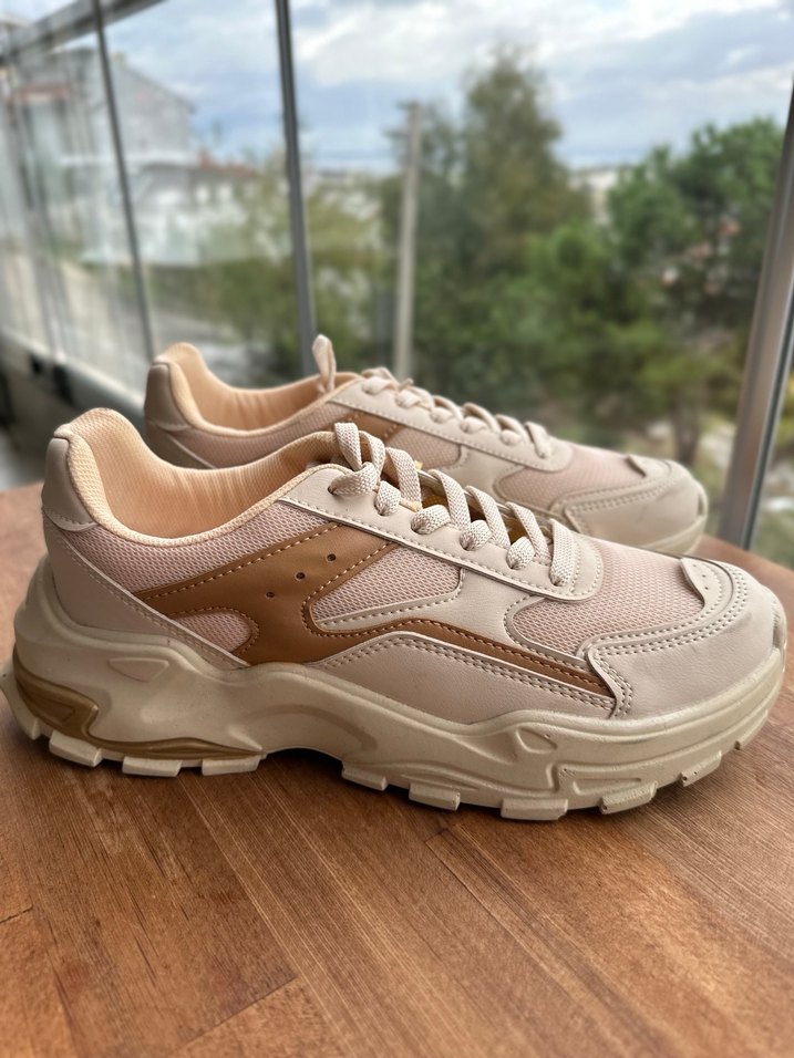 Bej Bağcıklı Kadın Spor Ayakkabı - Görsel 2