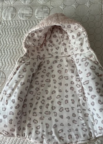 Kız Çocuk Kapüşonlu Koyu Pembe Mont - Görsel 8