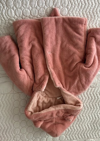 Kız Çocuk Kapüşonlu Koyu Pembe Mont - Görsel 9