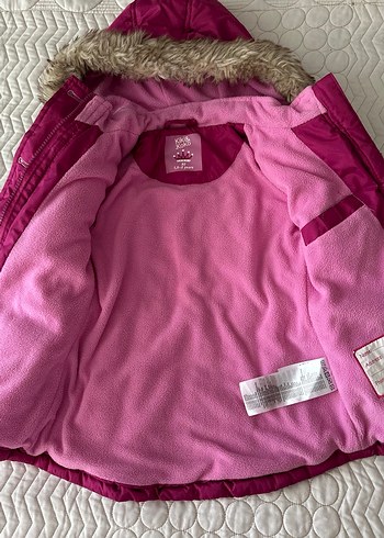 Kız Çocuk Kapüşonlu Koyu Pembe Mont - Görsel 3