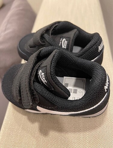 22 Beden Nike Bebek Ayakkabısı