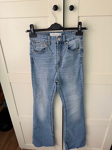 Stradivarius İspanyol Paça Jean
