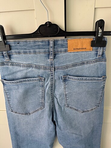 34 Beden Stradivarius İspanyol Paça Jean
