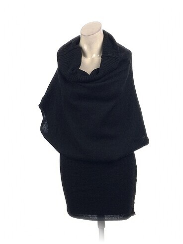PreLoved Kısa Elbise %70 İndirimli.
