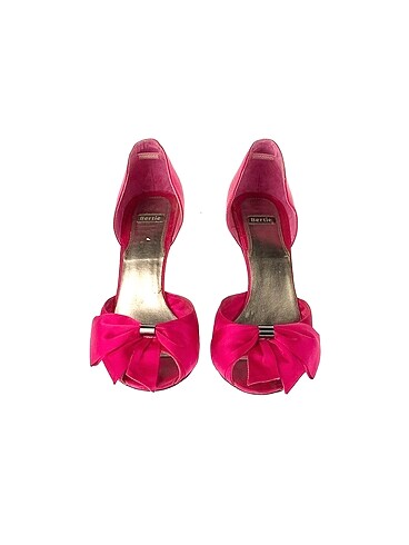 39 Beden PreLoved Stiletto %70 İndirimli.