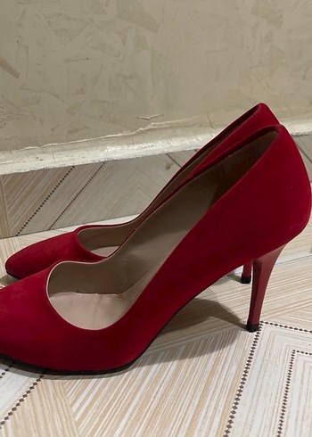 Klasik Kırmızı Süet Stiletto Topuklu Ayakkabı - Görsel 3