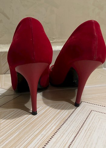 Klasik Kırmızı Süet Stiletto Topuklu Ayakkabı - Görsel 4