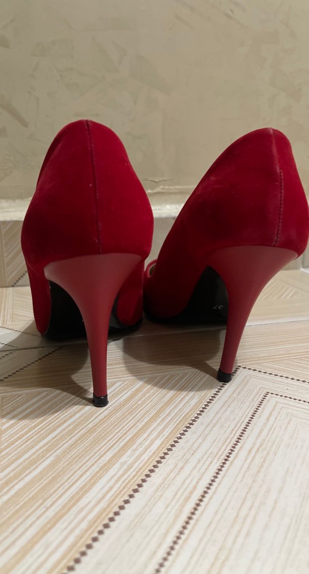 Klasik Kırmızı Süet Stiletto Topuklu Ayakkabı - Görsel 4