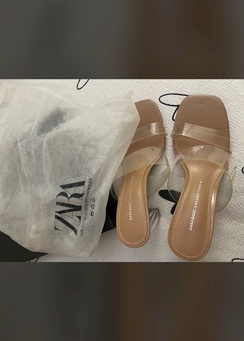 Şeffaf Bantlı şeffaf vinil topuklu Terlik - Görsel 4