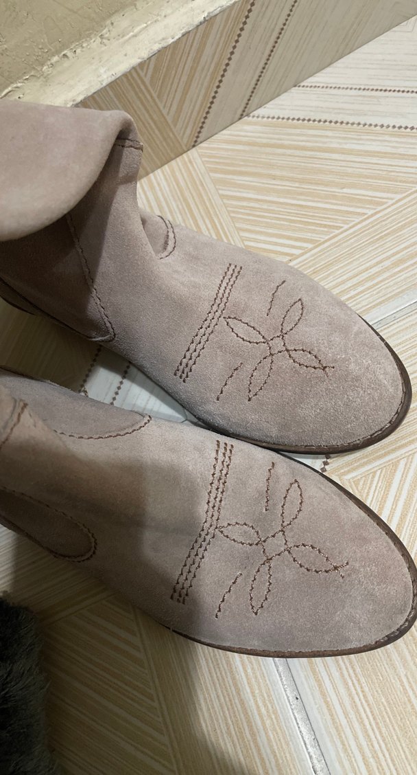 Bej Süet Nakışlı Kadın Bot - Görsel 4