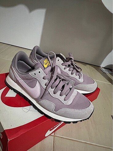 Nike lila kadın ayakkabı