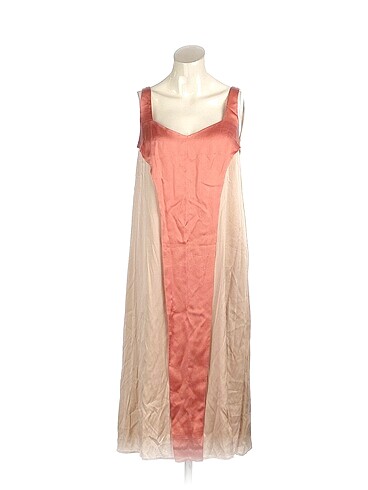 PreLoved Uzun Elbise %70 İndirimli.