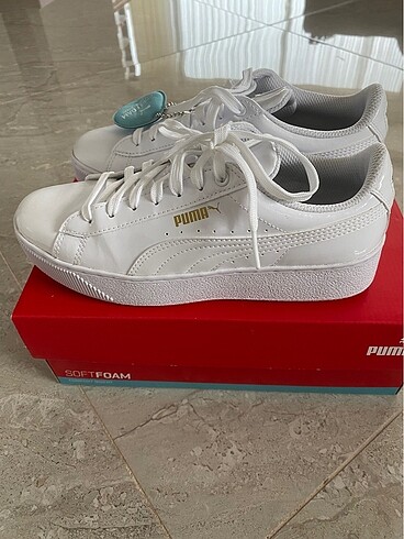 37,5 Beden Puma spor ayakkabı