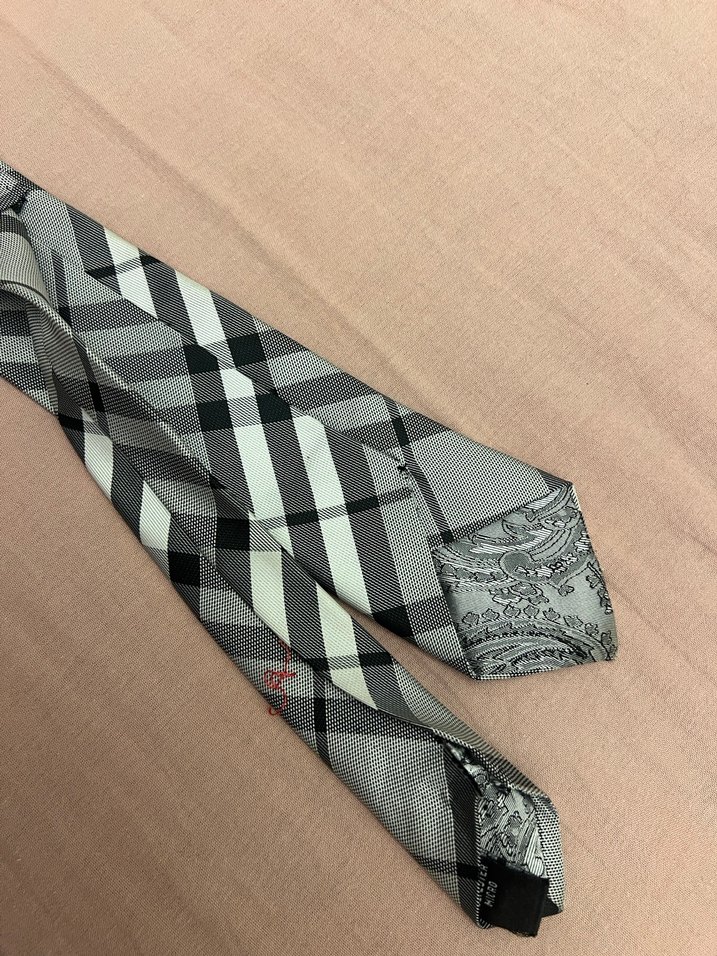 Gri Ekose Desenli Erkek Kravat - Görsel 2