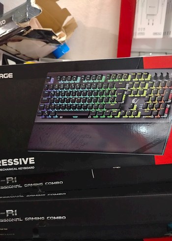 Rampage Çok Renkli RGB Oyuncu Klavyesi - Görsel 3