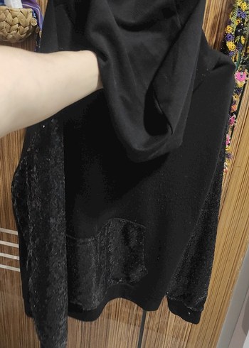 Siyah Parlak Detaylı Kapüşonlu Sweatshirt - Görsel 8