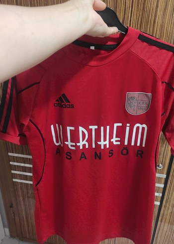 Kırmızı Kısa Kollu Atletik Forma - Görsel 8