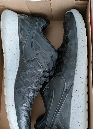 Nike çkmaa