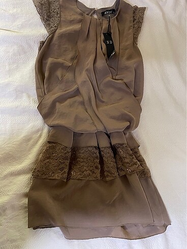 Vizon kahverengi mini sıfır kol elbise