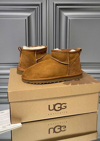 Ugg Ugg ultra mini Classic Bot