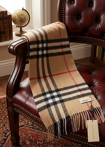 Burberry Ekose Desenli Uzun Yun Atki