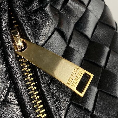 Beden Bottega Veneta The Jodie
