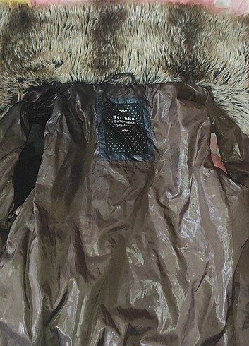 m Beden Bershka şişme yelek 