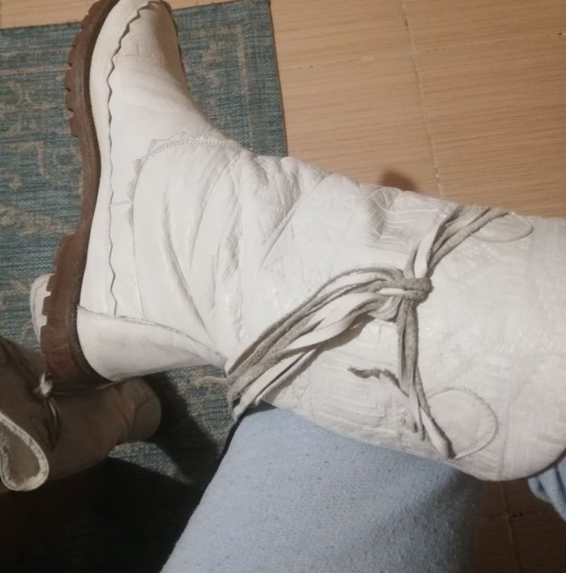 Beyaz Tüylü Kadın Bohem Dolgu Topuk Çizme - Görsel 5