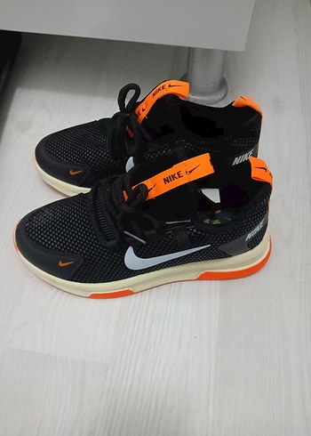 Nike Siyah Erkek Spor Ayakkabı Velcro - Görsel 3