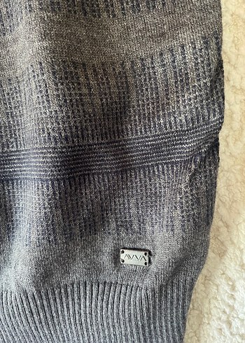 Gri V Yaka Erkek Triko Kazak Avva marka - Görsel 3