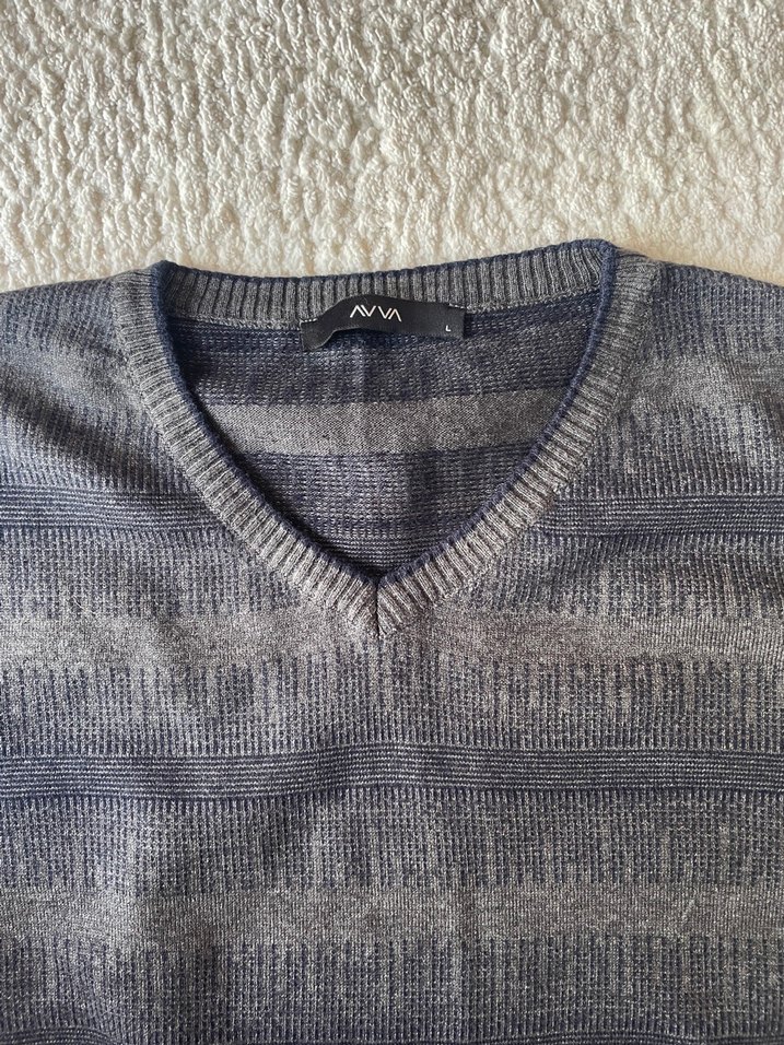 Gri V Yaka Erkek Triko Kazak Avva marka - Görsel 2