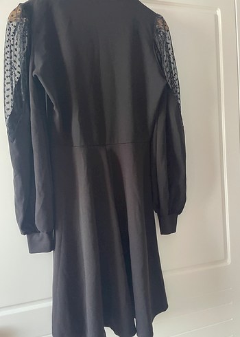 Siyah Dantel Detaylı Uzun Kollu Elbise M beden - Görsel 3