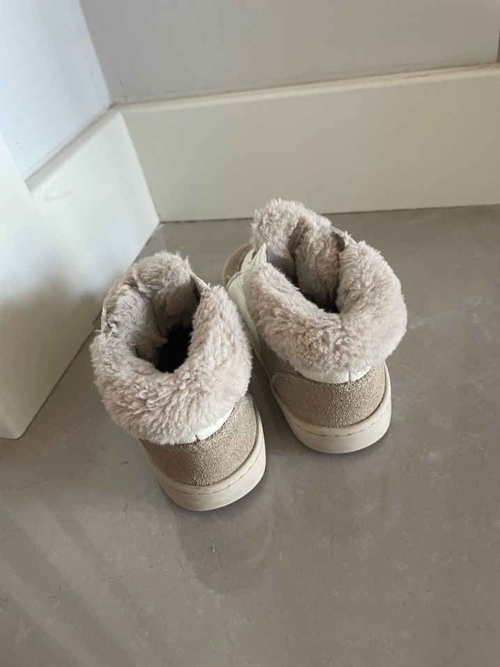 Zara Tüylü Bot 24 numara - Görsel 4