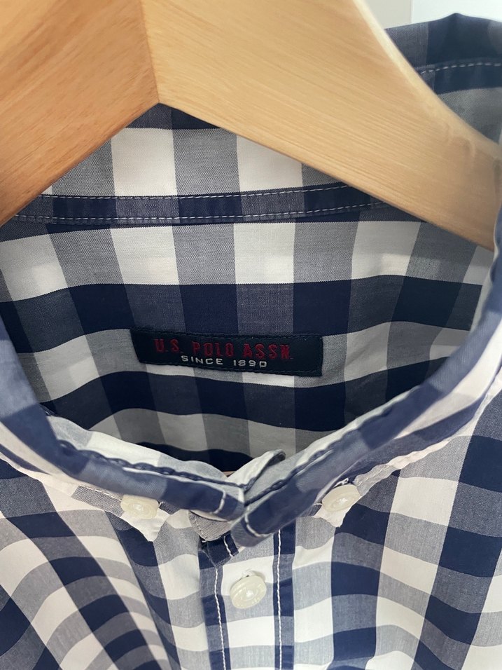 Erkek Beyaz-Lacivert Kareli Pamuk Gömlek Us polo marka M beden - Görsel 2