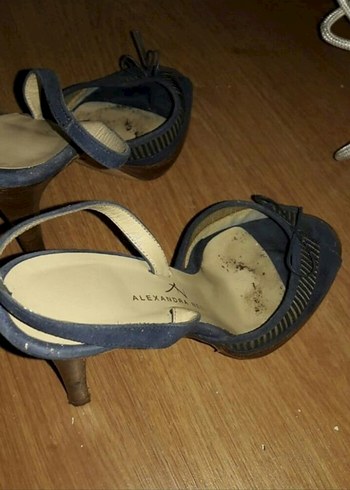 36 Beden Nakışlı Mavi Dolgu Topuklu Kadın Ayakkabısı