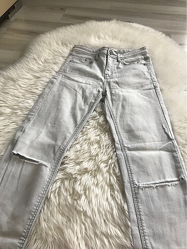 Stradivarius Gri skinny jean