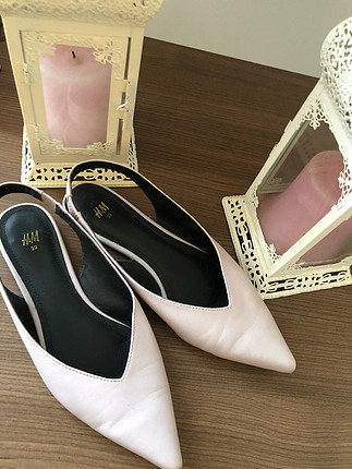 39 Beden H&M Marka Arkası Açık Babet