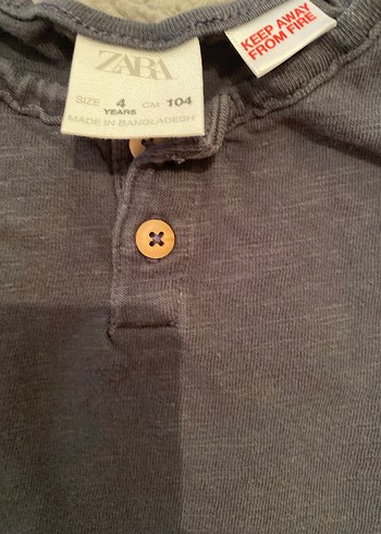 Düğmeli Gri Erkek Çocuk Kolsuz Tişört - Görsel 3